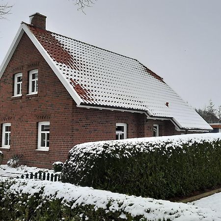 Tolles Ferienhaus In Pilsum - Ferienhaus Trientje - Mit Garten Und Ueberdachter Terrasse Extérieur photo