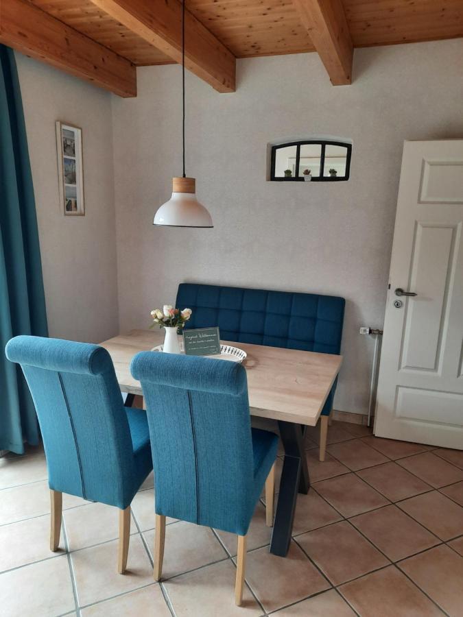Tolles Ferienhaus In Pilsum - Ferienhaus Trientje - Mit Garten Und Ueberdachter Terrasse Extérieur photo